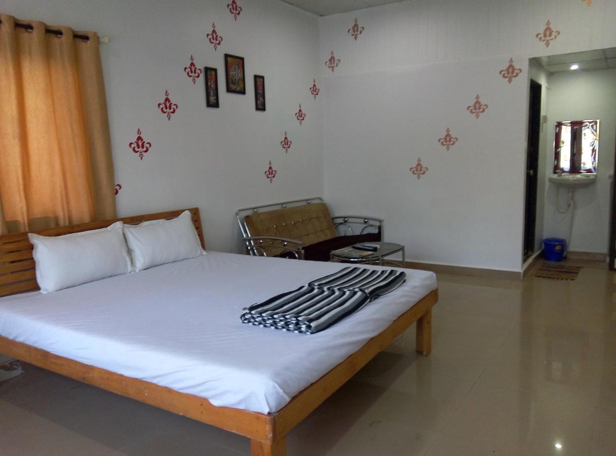 Om Shree Bed And Breakfast Harihareshwar Dış mekan fotoğraf