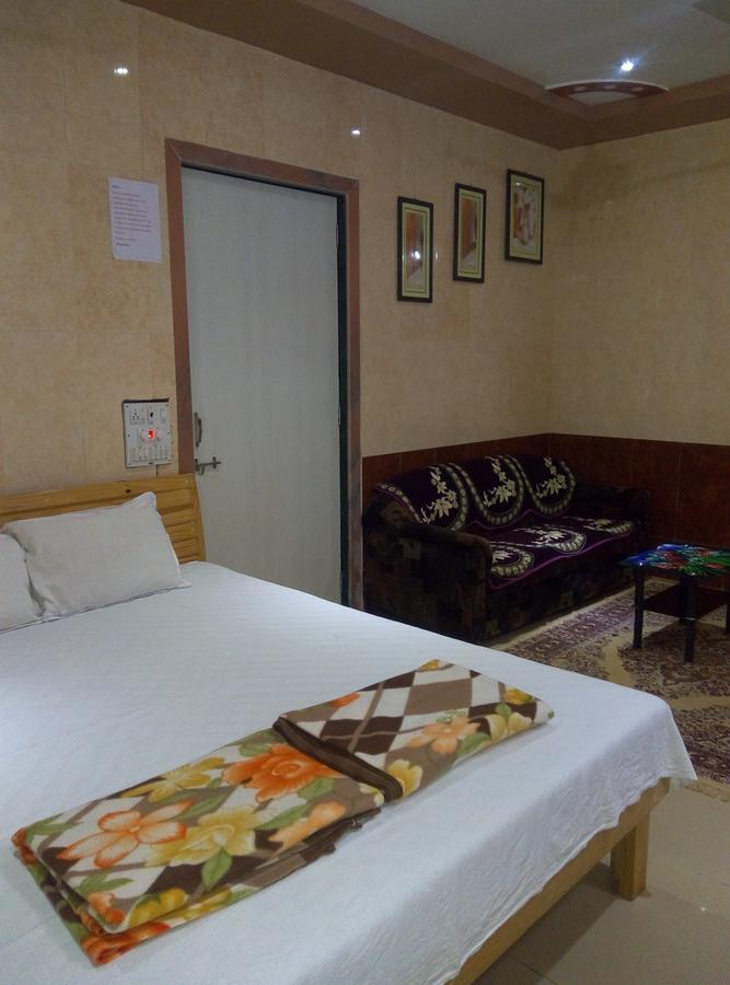 Om Shree Bed And Breakfast Harihareshwar Dış mekan fotoğraf